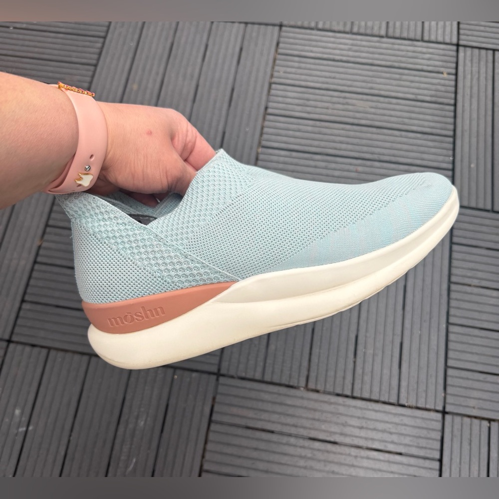 Moshn by Klogs Rise casual shoes in the Aquatic Glacier (baby blue) Size 11